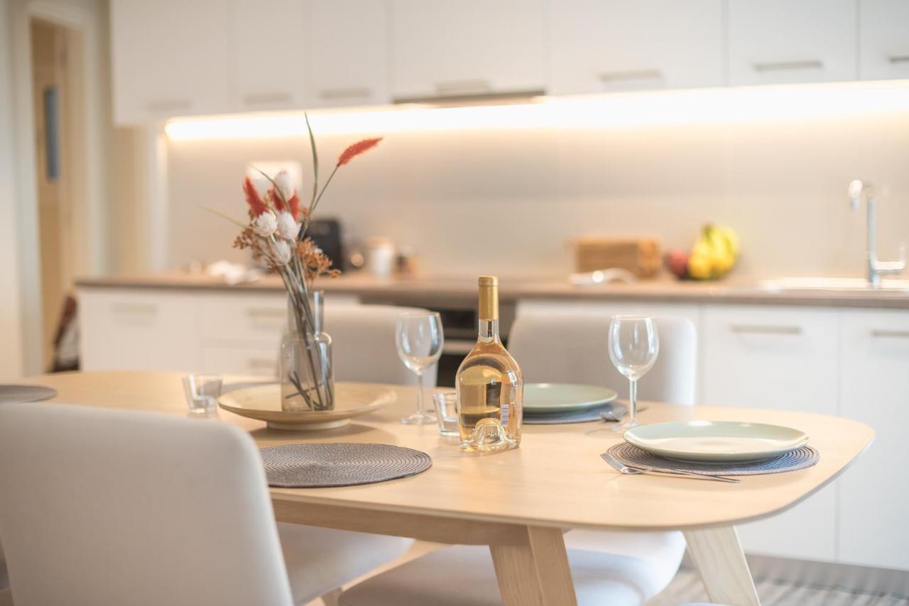 Stylish 2Bdr Apt By Acropolis Athen Exterior foto